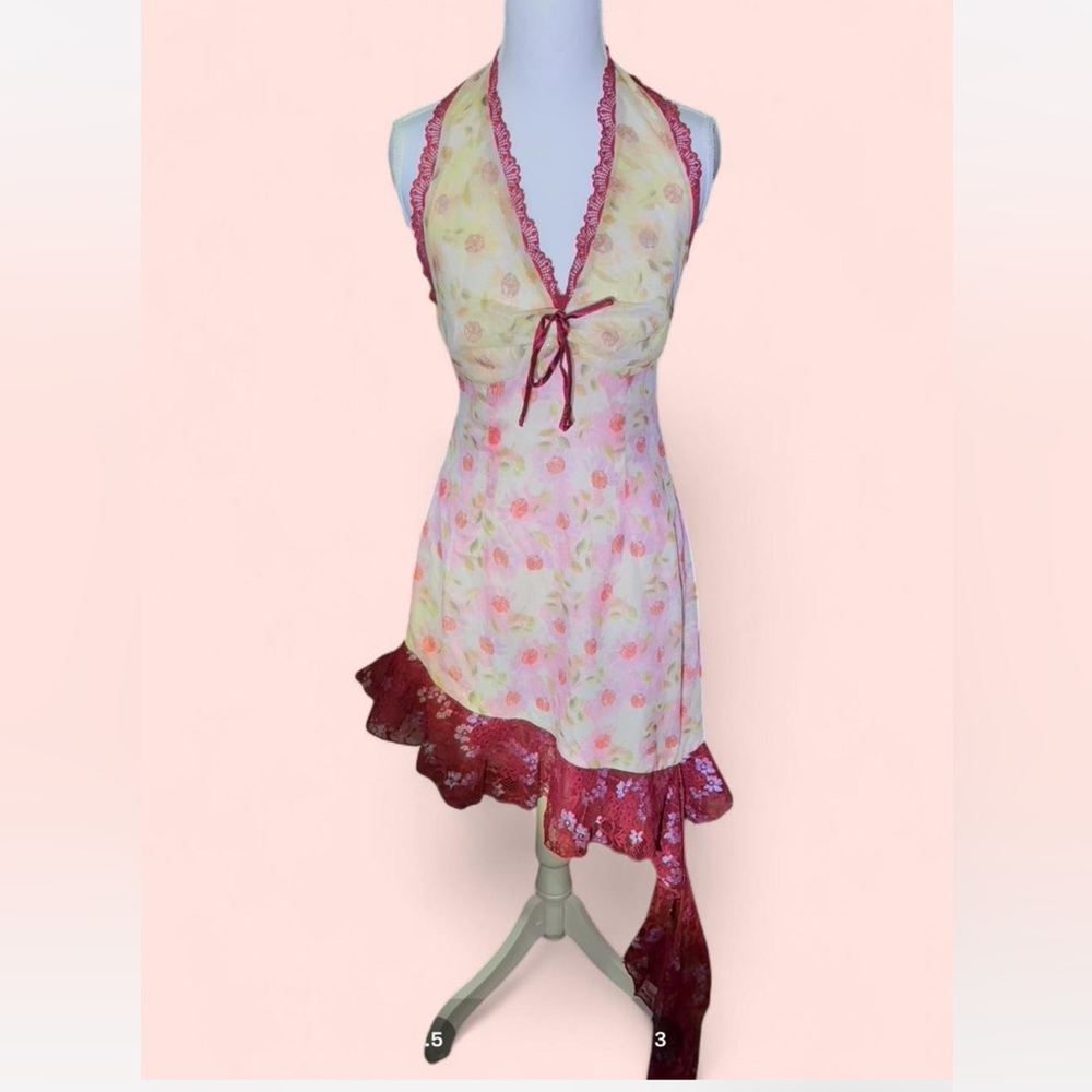 Gorgeous Y2k Vintage Floral Asymmetrical Dress with Lace Trim